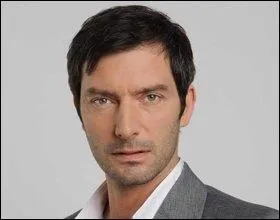 Avec qui Patrick trompe-t-il Babeth ?