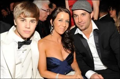 Comment s'appellent son pre et sa mre ?