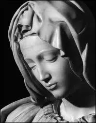 Une piet est une oeuvre (peinture ou sculpture) reprsentant la Vierge Marie tenant le Christ avant sa mise au tombeau. O se trouve celle qu'a sculpte Michel-Ange ?