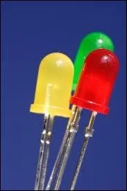 Les diodes lectroluminescentes (LED) sont les lampes (connues du grand public) avec la dure de vie moyenne la plus longue