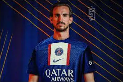 Quelle est la nationalité de Fabian Ruiz ?