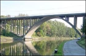 Quel est ce type de pont ?