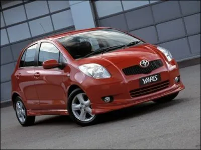 En Virginie, une femme n'a le droit de conduire une voiture que si...