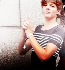 De quel instrument joue Louis ?