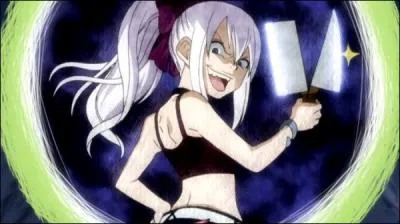 Qui tait  l'ennemie  d'Erza quand elle tait jeune ?