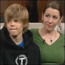 Comment s'appelle sa maman ?