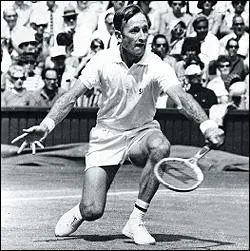 Rod Laver est un ancien joueur de tennis australien, mais Rod Laver n'est pas son véritable nom. Comment s'appelait-il ?