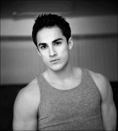 Quel est le nom de famille de Tyler ?