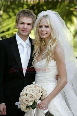 A quel ge Avril Lavigne s'est marie?