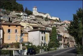 Je quitte le dpartement des Alpes-Maritimes par la ville de Villeneuve-Loubet, o les rsidents portent le gentil ...