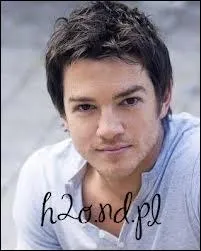 Qui est-il et dans quelle saison intervient-il ?