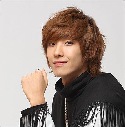 Qui est ce chanteur ?