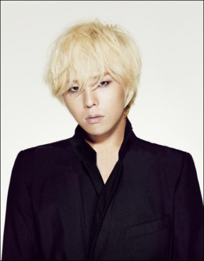 Qui est ce chanteur ?