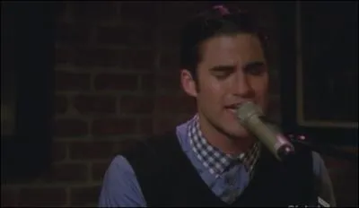 Saison 4 pisode 4 : la chanson chante par Blaine est trs importante pour lui. Pourquoi ?