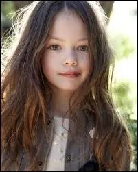 Comment s'appelle la fille d'Edward et Bella ?