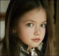 Combien de centimtres Renesme prend-elle dans le chapitre 5 ?