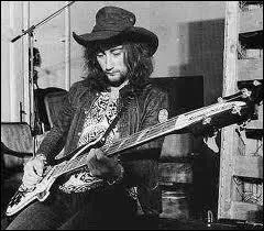 Il fut bassiste de Deep Purple et de Rainbow avant de retourner chez Deep Purple :