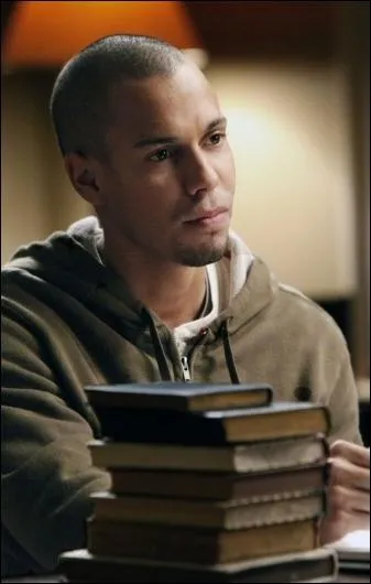 Qui est-ce (et qu'est-ce qui le caractrise) ?