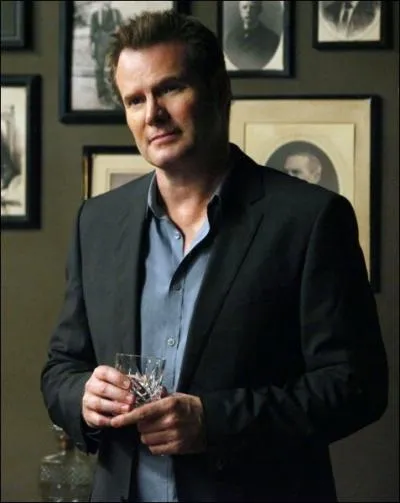 Qui est-ce (et qu'est-ce qui le caractrise) ?