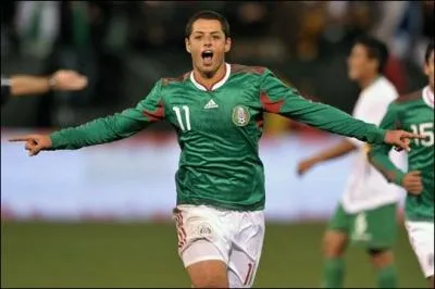 Dans quel club joue Javier Hernandez ?