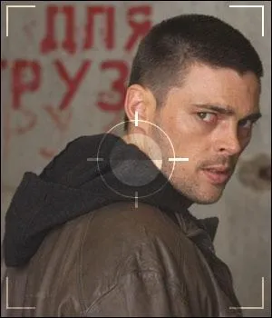 Quel est ce film o Karl Urban joue le rle de Kirill en 2004 ?