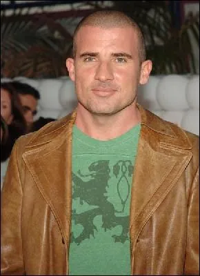 Comment s'appelle son fils dans la série ?