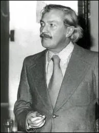 Le juge François Renaud a été assassiné à Lyon par le ''gang des Lyonnais'' d'Edmond Vidal. L'histoire a inspiré Yves Boisset pour ''Le Juge Fayard dit le Shériff'' . Qui l'incarnait ?