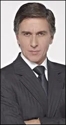 Qui est le pire ennemi du pre de Daniela ?