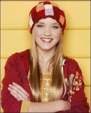 Qui joue le rle de Lilly Truscott ?