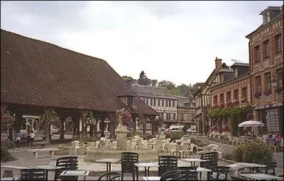 Joli bourg situ pratiquement au centre d'une fort, je suis situ dans l'Eure, Pissaro y vcut quelques annes et Chabrol y tourna quelques squences de Madame Bovary , quel est mon nom ?
