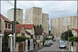 A Clichy-sous-Bois, les habitants se nomment les ...