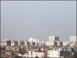 Les habitants de la ville de Stains sont les ...