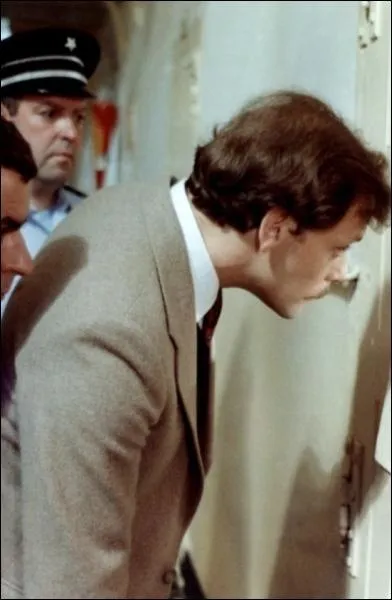 Dans ce film d'Yves Boisset, Patrick Dewaere est :