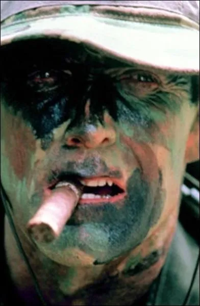 Dans ce film, Clint Eastwood est :