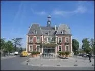 Quel nom donne-t-on aux habitants de la ville de Noisy-le-Grand ?