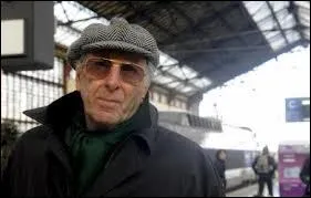 Quel est le prnom du ralisateur Pinoteau ?