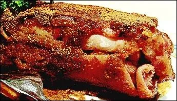 Quelle ville est connue pour une recette de pieds de porc ?