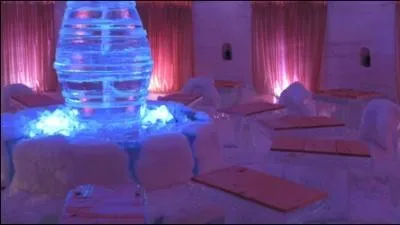 Le soir revenu, le got de retourner au festival vous reprend, c'est alors que vous...