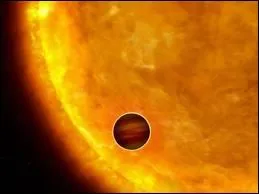 La lumire du Soleil prend ? de temps pour arriver  Jupiter.