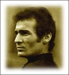 Aprs avoir t funambule  moto, ce chanteur d'origine corse se lance en solo dans la chanson. Il prend la tte du Hit-parade en 1966 avec ... .