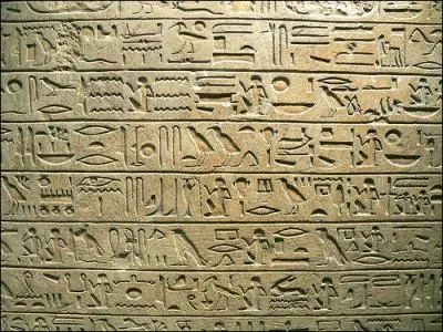 Quelle civilisation a laiss des hiroglyphes ?