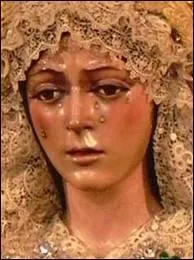 Pendant longtemps les hommes ont cart les femmes du pouvoir, des mtiers dits srieux, du droit de vote... en raison d'une prtendue sursensibilit psychologique exprime par un surplus de larmes