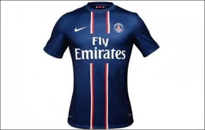 L'entraneur de cette quipe se nomme ... .