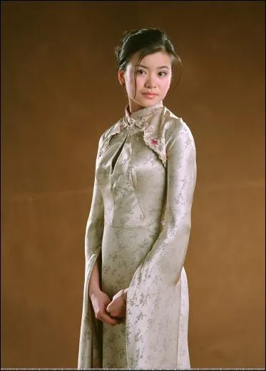 Qui l'a invite au bal de Nol ?