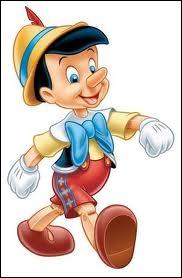 Que fait Pinocchio au lieu d'aller  l'cole ?