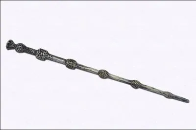 Quel sortilge permet d'augmenter la taille de quelque chose ?