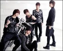 Groupe plutt connu grce  ses merveilleux membres : Joon, Mir, G. O. , Thunder et Seung Ho, je ne vais pas en dire plus ... c'est assez je crois :