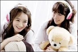 Voici deux jeunes filles extrmement doues, elles sont trs belles et leurs voix sont incomparables ! Elles ont aussi fait un duo avec les T-Ara sur une ballade...