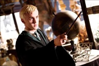 A quoi doit servir l'armoire  disparatre trafique par Drago Malefoy ?