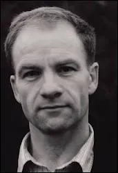 Par qui a-t-il t interprt ? (adulte)